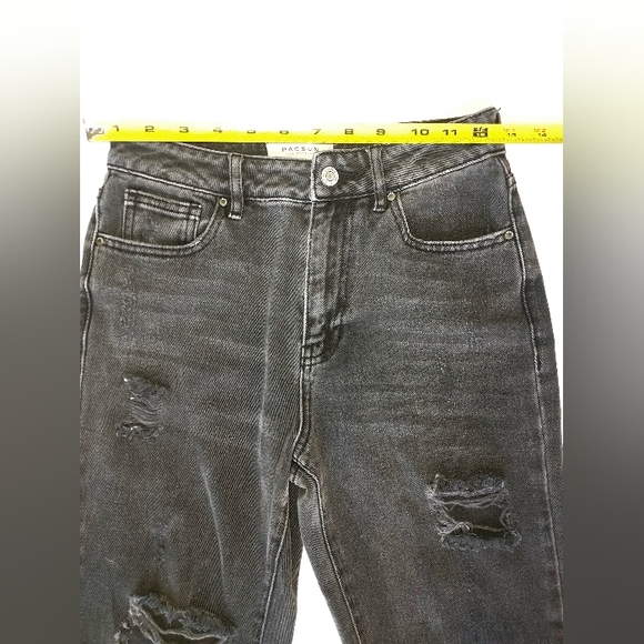 Juniors PACSUN Mom Jean Black Faded Distressed Mid Rise Cotton Jeans - Size 23 - Picture 10 of 12